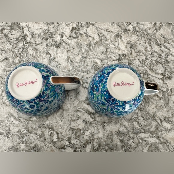 Lilly Pulitzer 12 oz Ceramic Coffee Mug, High Maintenance, Set of 2, Like New - Picture 8 of 8